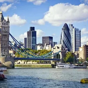 new-two-bed-lovely-flat-in-city-of-london.brighton-hotels-england.com/